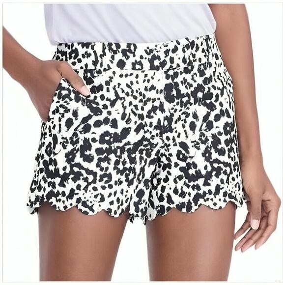 J.Crew Women's Black White Linen Animal Print Scalloped Shorts Size 4 - Picture 1 of 11